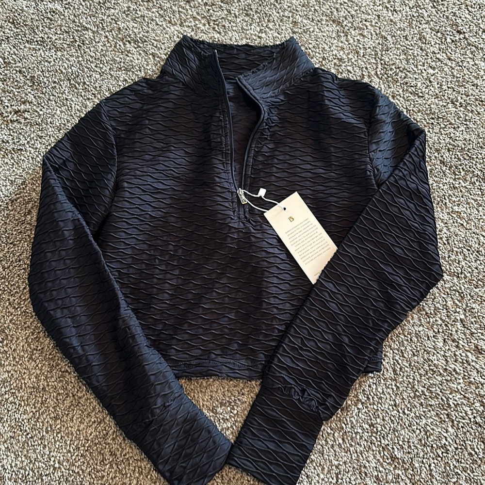 BuffBunny Permafrost Cropped Pullover